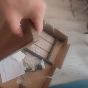 Wood House Kayseri Kitaplık Eziyeti