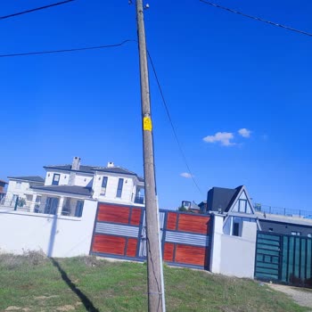 TREDAŞ Sokak Aydınlatma Sorunu Ve Tehlikeli Direk