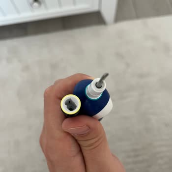 Oral-B Pilli Diş Fırçası Başlık Uyum Sorunu Ve Müşteri Hizmetleri İlgisizliği