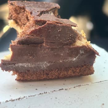 Ülker O'LALA Tiramisu Kekinde Böcek Ve Ağlar Çıktı