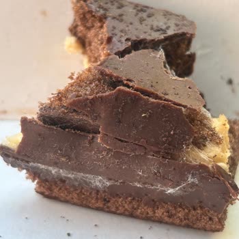 Ülker O'LALA Tiramisu Kekinde Böcek Ve Ağlar Çıktı