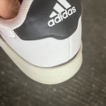 Adidas Marka Ayakkabı Deforme Sorunu