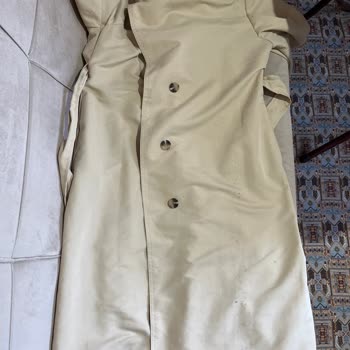 Butik Emine Yanlış Renk Ve Kirli Ürünle Hayal Kırıklığı