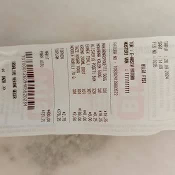 BİM'den Alınan Binvezir Kaşar Peynirinden Kıl Çıktı.