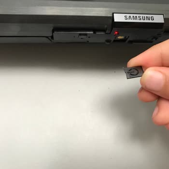 Samsung Marka Televizyonun Açma Kapama Tuşunun Kalitesizliği.