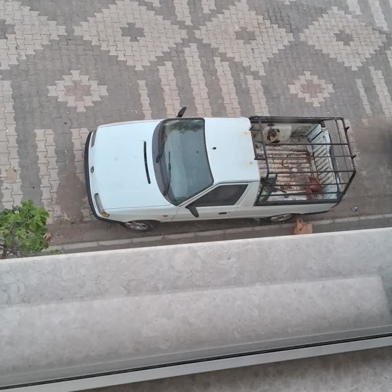 Emniyet Genel Müdürlüğü Plakasız Sahipsiz Araba