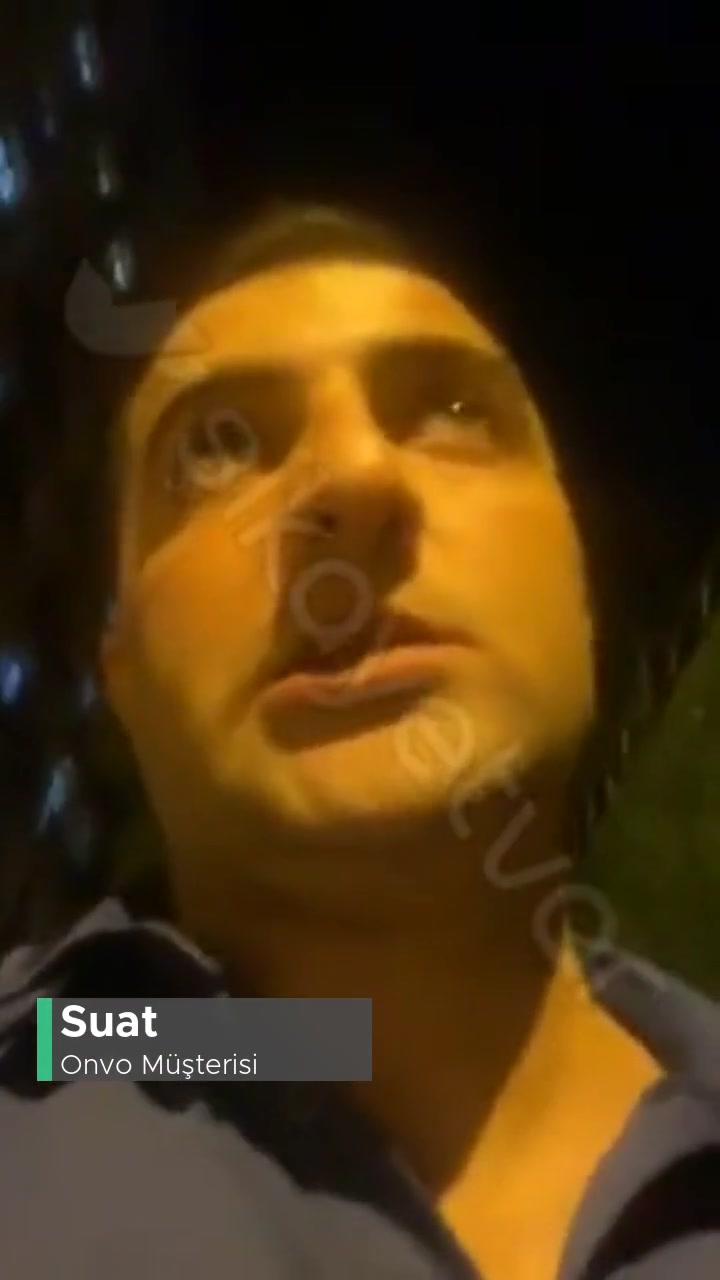 Onvo Sinyal Yok, Komple Gitti! videonun kapak resmi