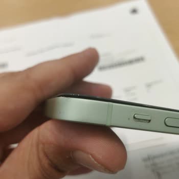 Apple dañó mi iPhone 12 y negó responsabilidad