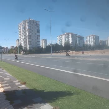 Melikgazi Belediyesi Üst Geçit Veya Işık İstiyoruz