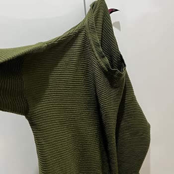 Lilyanaz_butik Yanıltıcı Alışveriş Deneyimi: Eski Püskü Kıyafetler Gönderildi