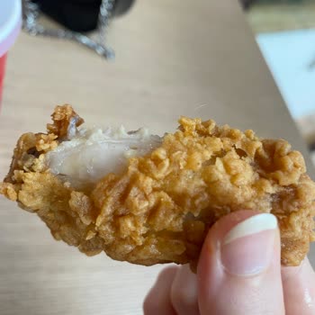 Mall Of İstanbul KFC Yemekten Kıl Çıktı