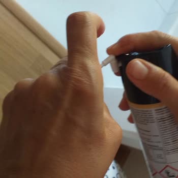 Raid Bug Spray Se Escapa y Causa Irritación en la Piel