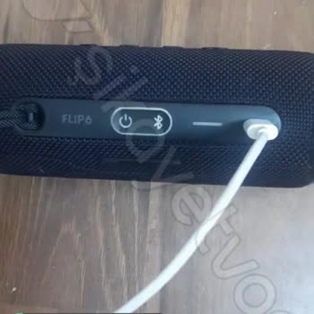 JBL Flip 6 Şarj Ederken Uyarı Sesi Veriyor!