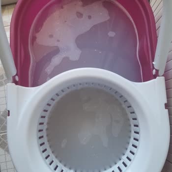 Ariel Detergent Fails to Dissolve, Leaving Residue Even on High Heat