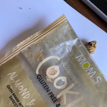 Mom's Natural Foods Kahve Dükkanından Alınan Üründe Cam Parçacığı Şoku