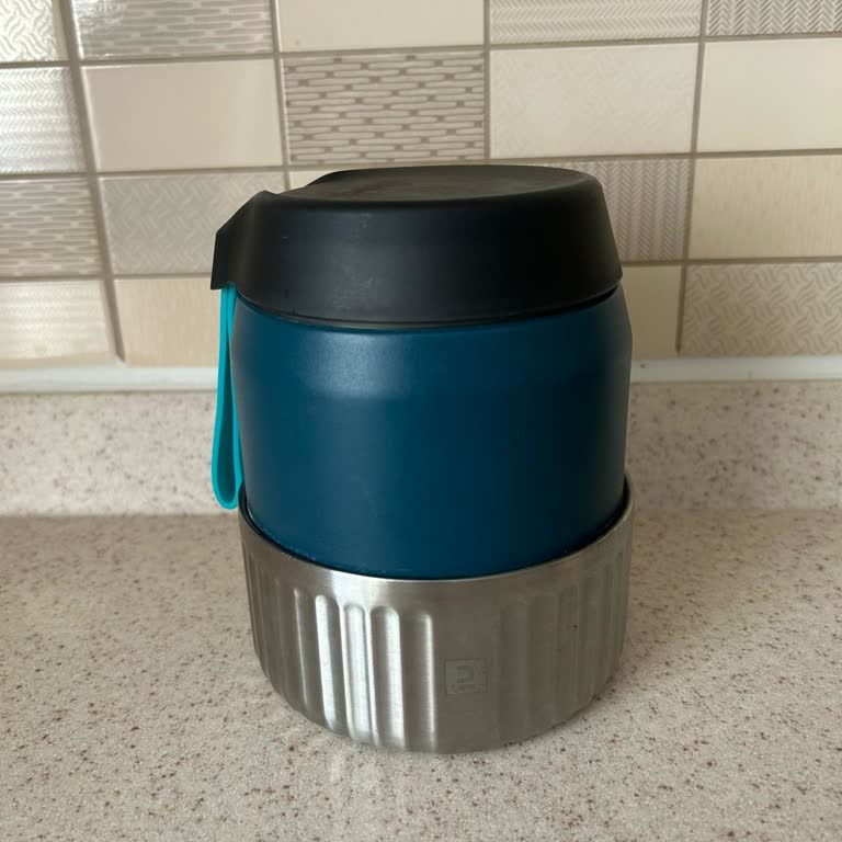 Decathlon 0,8L Isı Yalıtımlı Yemek Kabı Çalışmıyor.