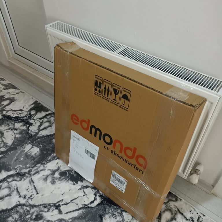 Aras Kargo Kargo Teslimini Daire Çıkartmaması