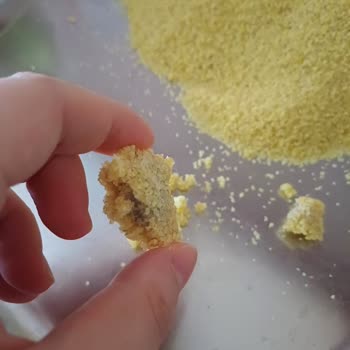 BİM Saban Bulgurda Çıkan Siyah Parçalar