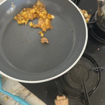 Karaca Züccaciye Swiss Crystal Tava Kusuru Hakkında Değerlendirme