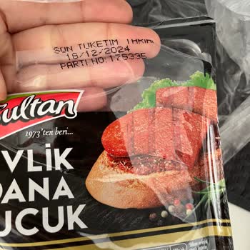 Sultan Et ve Gıda Ankara Marketinden Aldığım Sucukta Kötü Koku Ve Kalite Sorunu