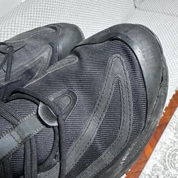 Adidas Ayakkabının Önünün Açılması
