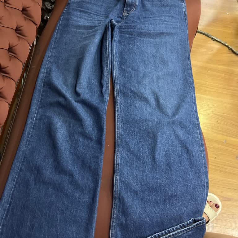 Mavi Jeans Bir Günde Kot Diz Yapması Ve Bollaşması