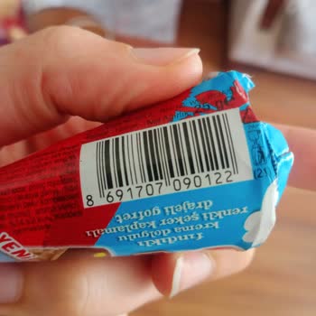 Ozmo Çikolata İçinde Böcek Çıktı