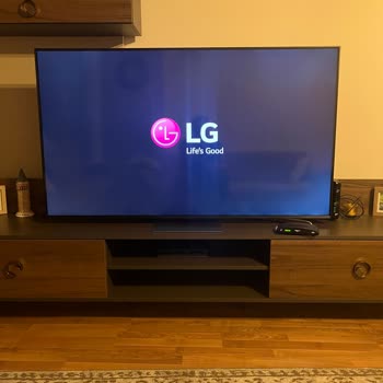 LG 65QNED86T6A- Işık Sızması Hatası
