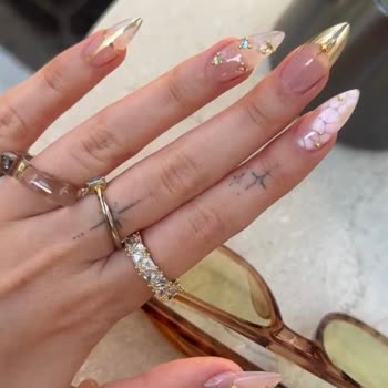 Ayça Bektaş Nail Studio Beni Oyaladılar İademi Gerçekleştirmediler