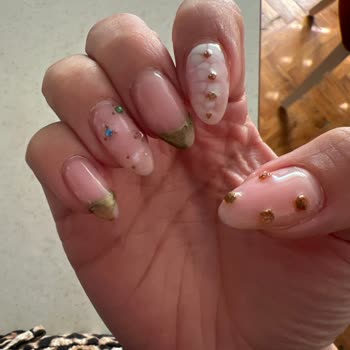 Ayça Bektaş Nail Studio Beni Oyaladılar İademi Gerçekleştirmediler