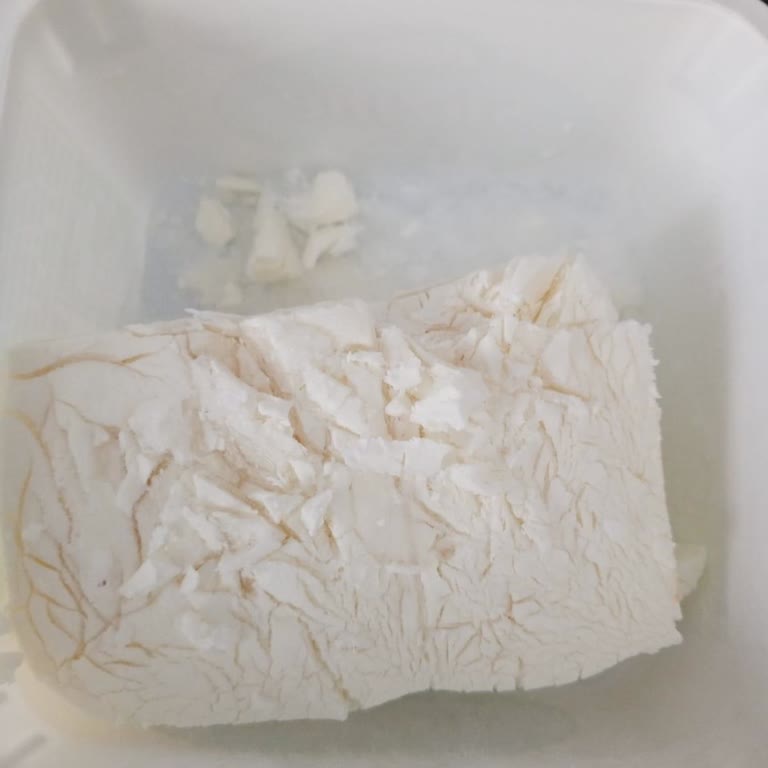 Arçelik Buzdolabı Sürekli Yiyecekleri Buz Tutuyor ve Küflendiriyor