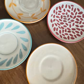 English Home Kısa Süreli Kullanımda Deforme Olan Çay Bardak Seti