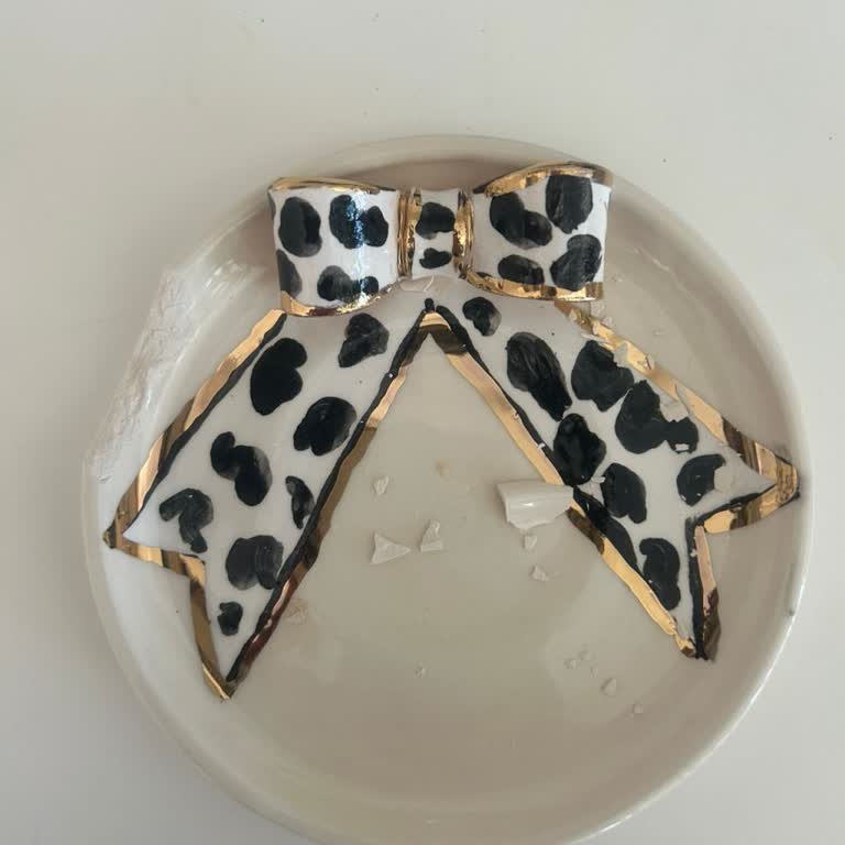 Nisatelier İlgisiz Ürünün Arkasında Durmuyor