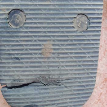 Gezer 150 TL Lik Parmak Arası Terliğinin Kalitesizliği Mağdur Oldum