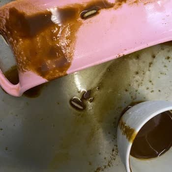 Tuğba Kuruyemiş Salihli Şubesi Türk Kahvesinden Kurt Çıktı