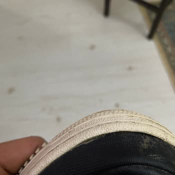 Sportive Ayakkabılarım Kendiliğinden Yırtıldı Ve Garanti Kabul Etmiyor