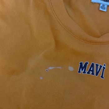 Mavi Kalitesiz Ürün Üzdü