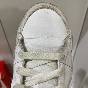 Nike Spor Ayakkabı Sorunu