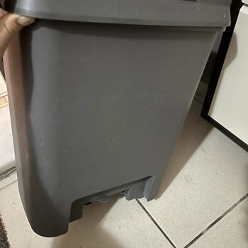 IKEA Knöckla Çöp Kutusunun Dayanıklılığı Hayal Kırıklığı Yarattı