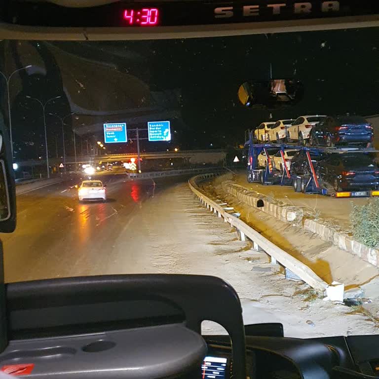 Pamukkale Turizm Kaba Muavin Ve Mola Yerlerine Uymayan Kaptan