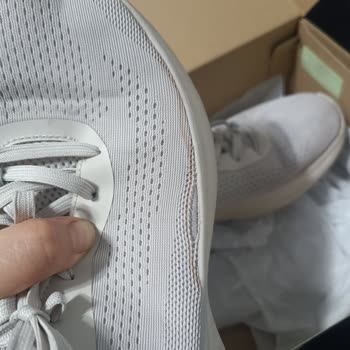 Skechers Marka Ayakkabı 4 Ayda Paramparça Oldu