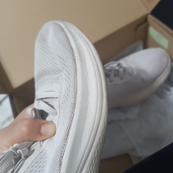 Skechers Marka Ayakkabı 4 Ayda Paramparça Oldu