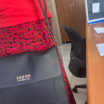 Guess Hatalı Ürününü Kabul Etmiyor