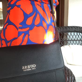 Guess Hatalı Ürününü Kabul Etmiyor