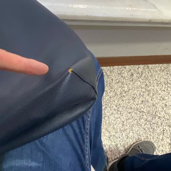 Emporio Armani Mağazasından Aldığım Çantada Renk Değişimi Sorunu!