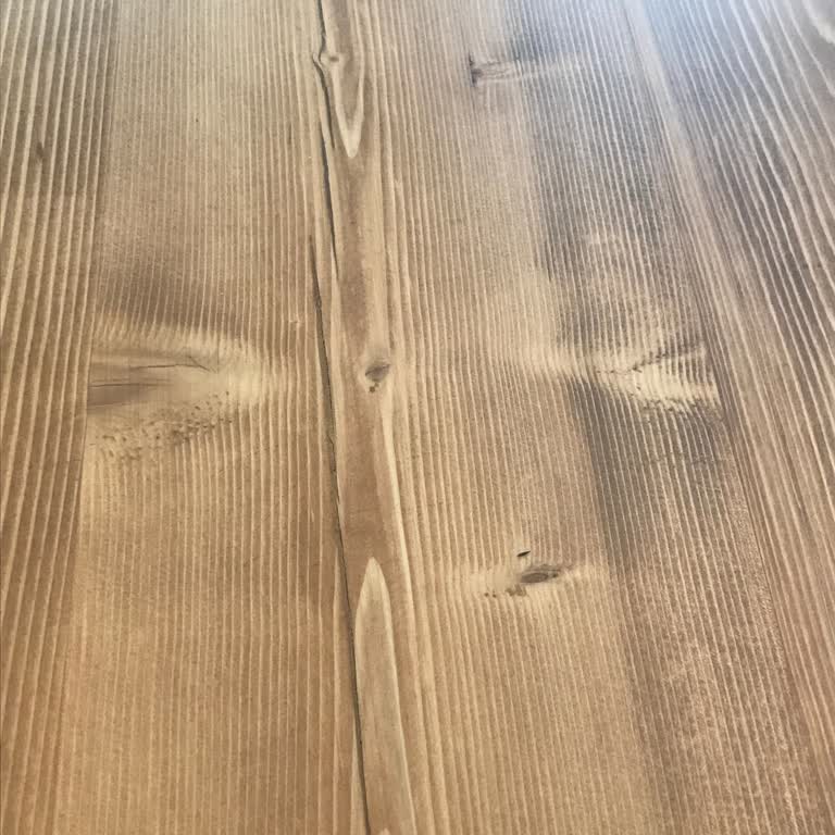 Kütük Adamlar İşlerinin Arkasında Durmuyor