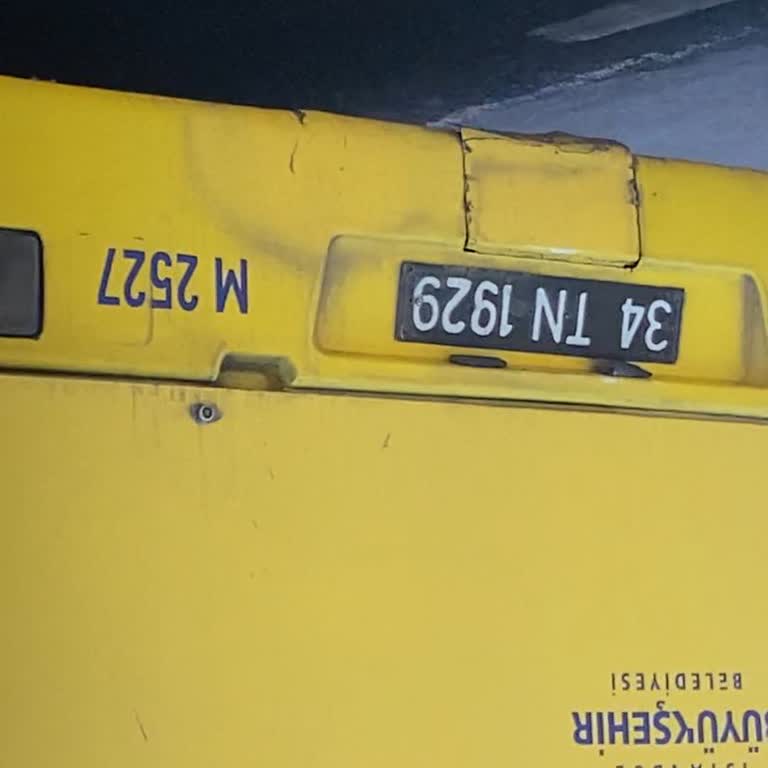 İstanbul Büyükşehir Belediyesi 146t Otobüs Şoförünün Kaba Davranması Hakkımda Konuşması