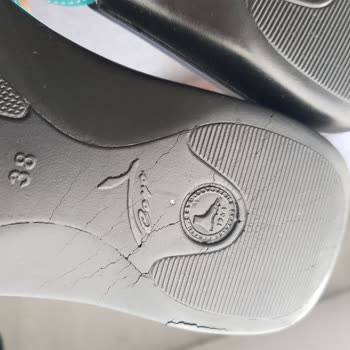 Ceyo Nun, Terlik Patlama Sorunsalı