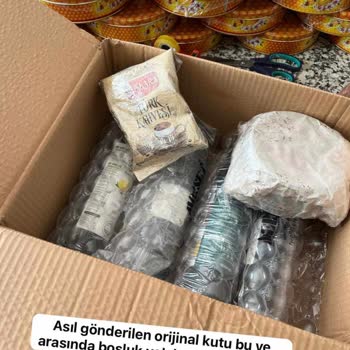 Aras Kargo Kutuları Açıp Bakmış