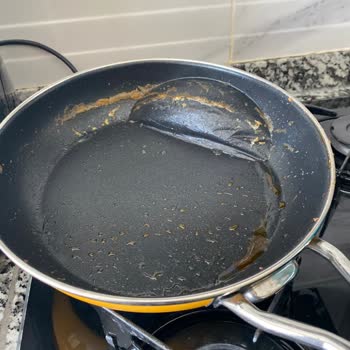 Madame Coco Yeni Aldığım Tencere Setinde Kaplama Sorunu Ve Eksik Garanti Belgesi